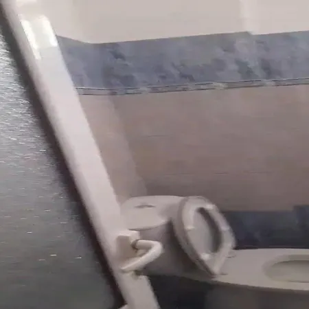 Hotel Ylli I Detit *