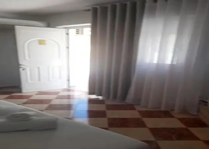 Ylli I Detit Hotel Jal
